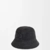 Sombrero tipo bucket de rafia y piel de becerro Sombrero tipo bucket de rafia y piel de becerro