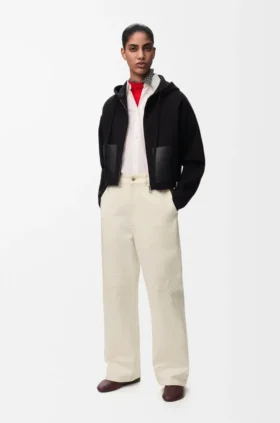 Sudadera con capucha y cremallera de lana