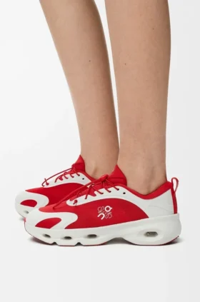 Zapatilla Cloudsolo