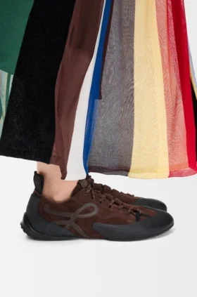 Zapatilla Grip en piel de becerro de gamuza