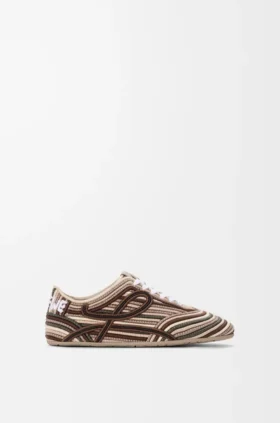 Zapatilla Yago en lona bordada