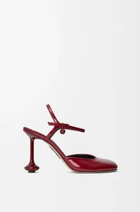 Zapatos de tacón con correa al tobillo «Toy Pump» en piel de cordero charol suave